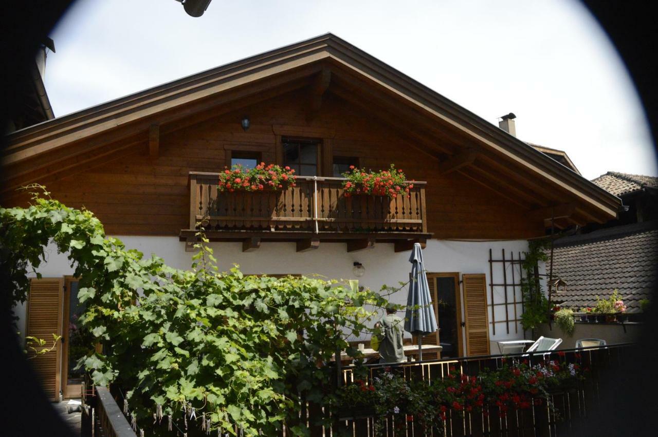 Mansarde Apartment Cornaiano Exterior photo